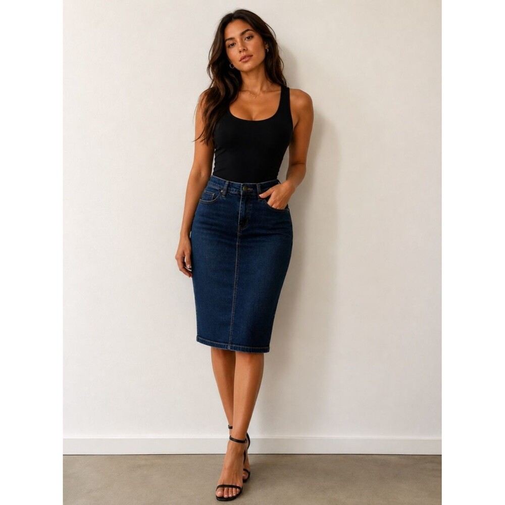 BLANKNYC Dark Wash Denim Midi Skirt – Size 29 (Fits XS)